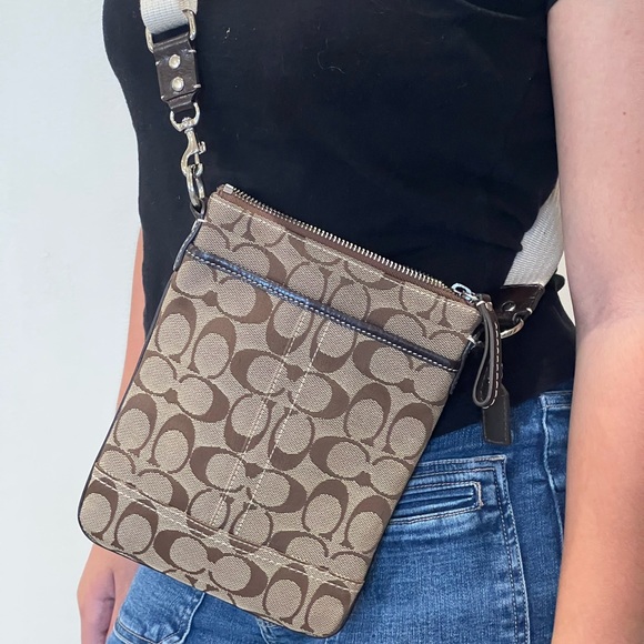 Coach mini cross body - Picture 2 of 4